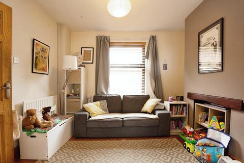 2 bedroom terraced house to rent, Kings Road, Caerdydd, CF11