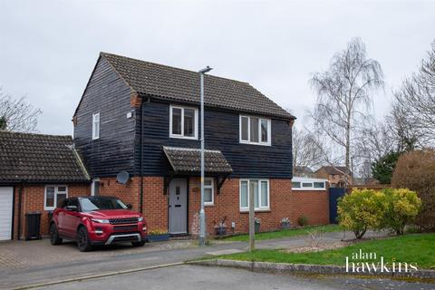 High Mead, Royal Wootton Bassett