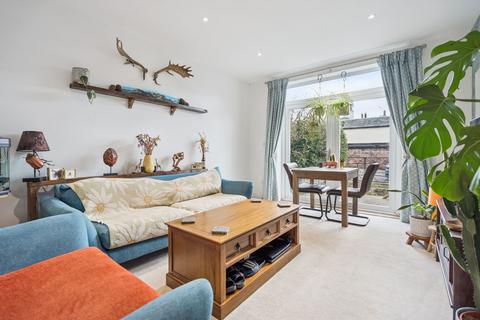 2 bedroom flat for sale, Benview Terrace, Fishcross, FK10