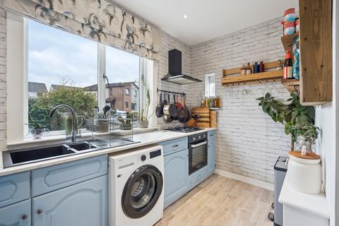 2 bedroom flat for sale, Benview Terrace, Fishcross, FK10