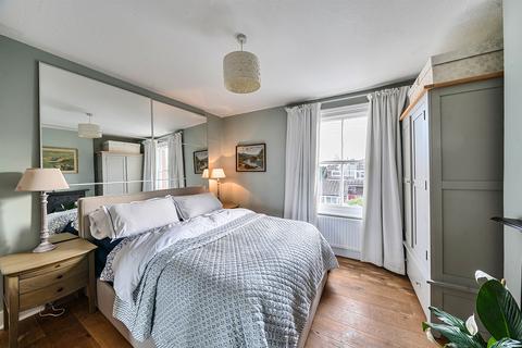 undefined, Warwick Road, St. Albans