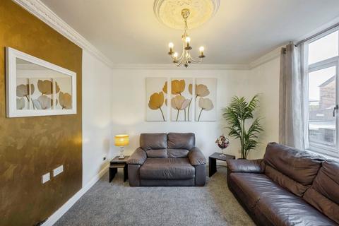 4 bedroom detached house for sale, East Lane, Stainforth, Doncaster
