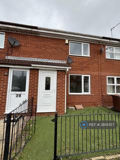 3 bedroom terraced house to rent, James Niven Court, Hull, HU9