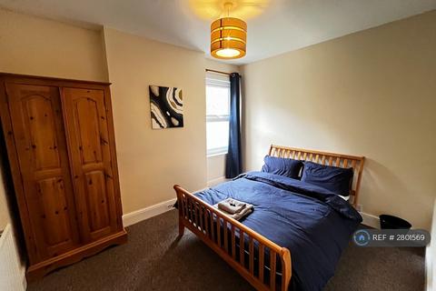 undefined, Queen Anne St, Milton Keynes, MK13