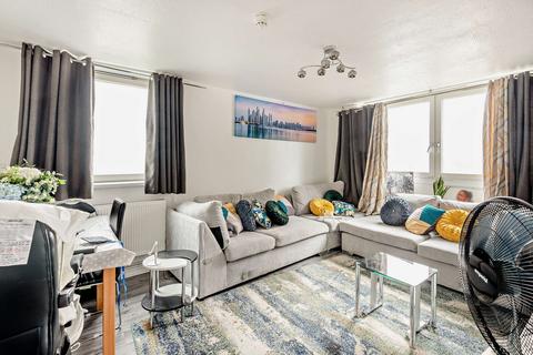 2 bedroom flat for sale, Harts Lane, Barking, IG11