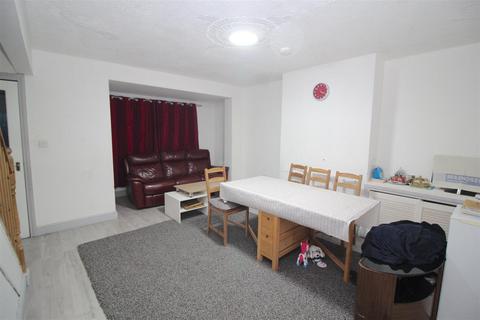 3 bedroom terraced house for sale, Henshaw Grove, Birmingham B25
