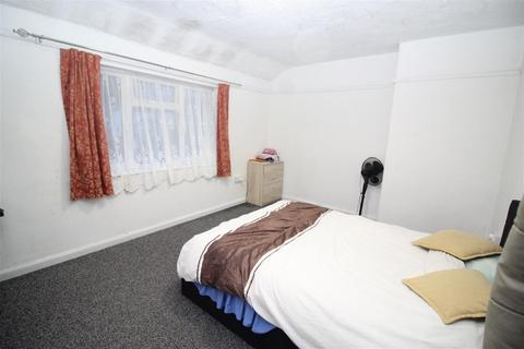 3 bedroom terraced house for sale, Henshaw Grove, Birmingham B25
