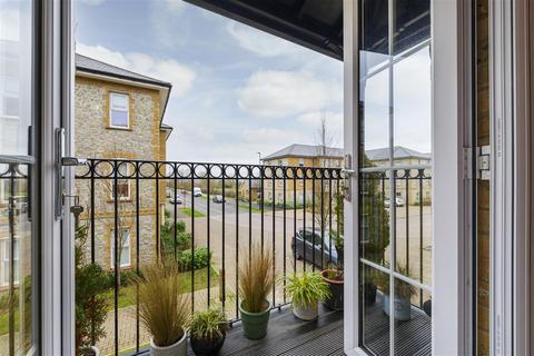 2 bedroom flat for sale, Flat 1, 54-56 Chapelfield Way, Allington