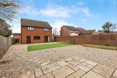 Long Beach Road, Longwell Green, Bristol