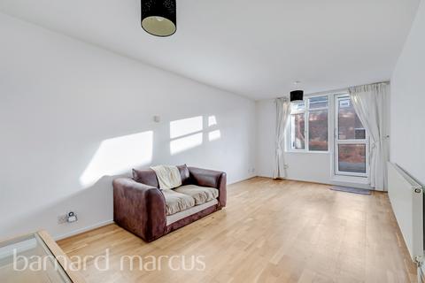 3 bedroom maisonette for sale, Blincoe Close, London