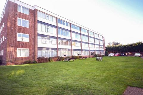 1 bedroom flat to rent, The Poplars, West Bridgford, Nottingham, Nottinghamshire, NG2