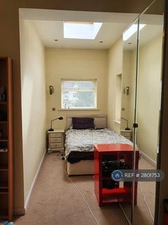 undefined, Cricklewood Lane, London, NW2