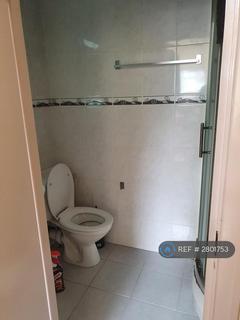 undefined, Cricklewood Lane, London, NW2