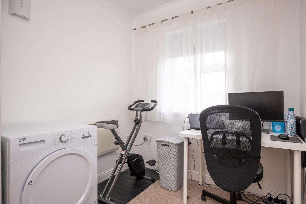 Bedroom 2.jpg