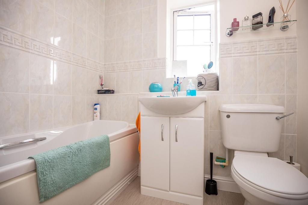 Bathroom.jpg
