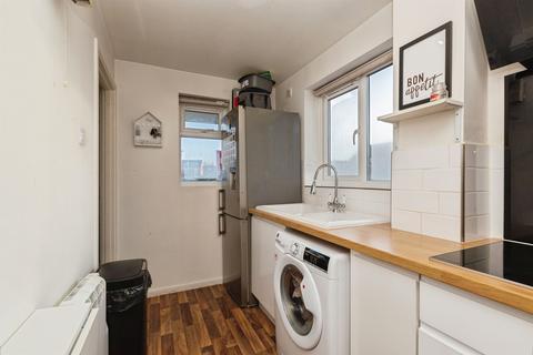 undefined, Miles End, Aylesbury