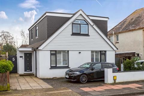 4 bedroom detached bungalow for sale, Mardale Road, Worthing