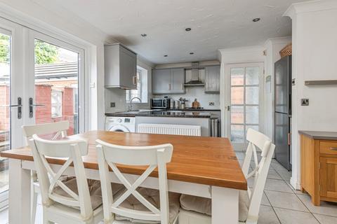 4 bedroom detached house for sale, King George Croft, Morley, Leeds