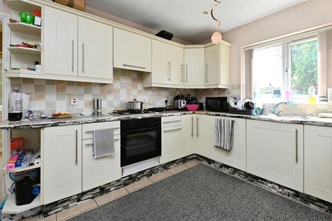 4 bedroom detached house for sale, Norwich Road, Wisbech