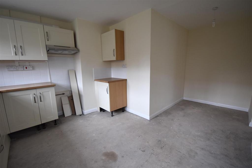 Kitchen dining room .JPG