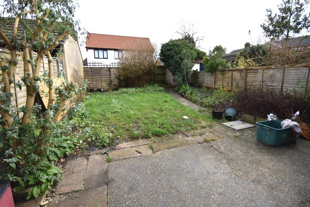 Rear garden .JPG