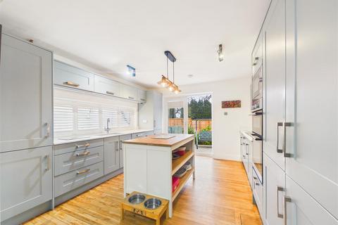 4 bedroom detached bungalow for sale, The Crescent, Welton