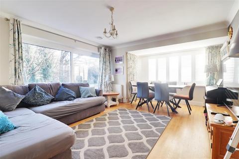 4 bedroom detached bungalow for sale, The Crescent, Welton