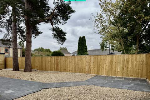 undefined, Flat 4, 42 Waltham Road, Grimsby, DN33