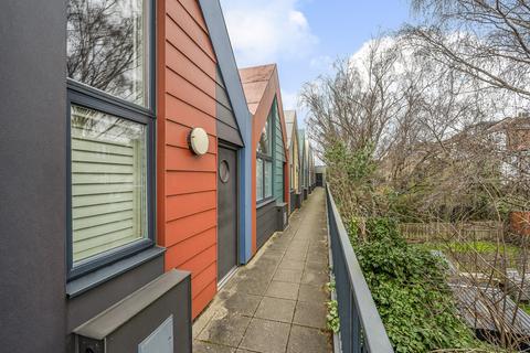 1 bedroom flat for sale, Dragonfly Place,  London, SE4