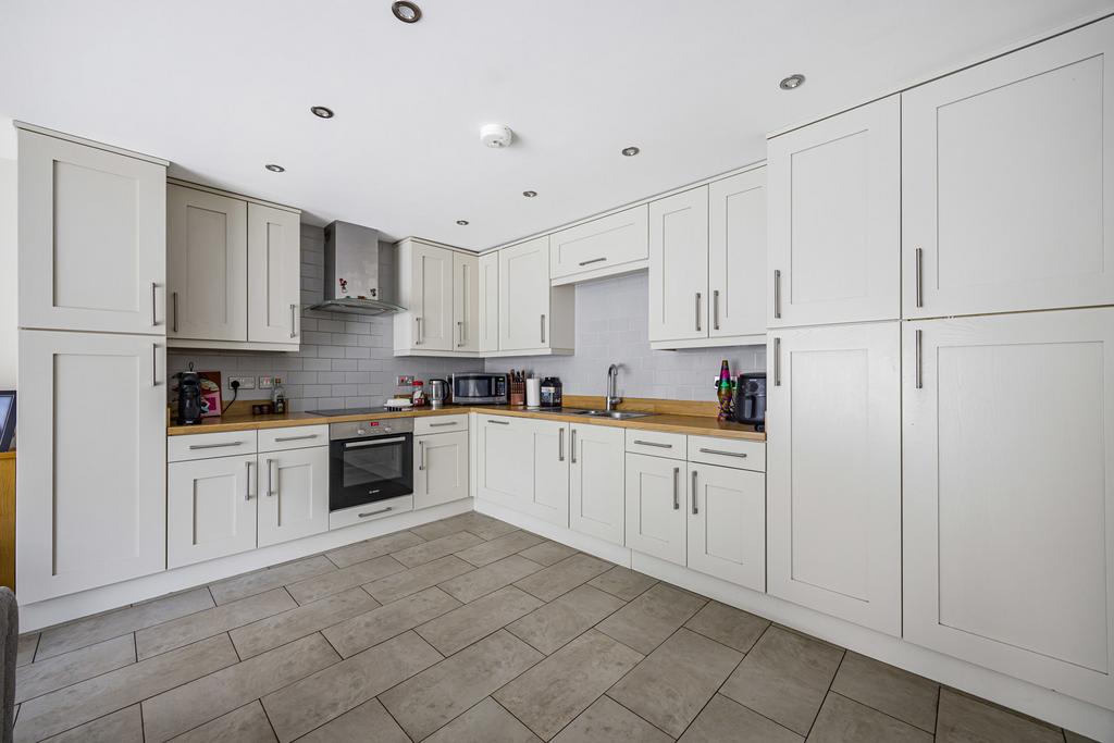 Fitted Kitchen