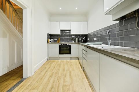3 bedroom terraced house for sale, Funtington Road, Portsmouth