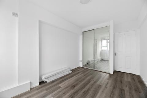 2 bedroom flat for sale, Wimbledon Park Side, London