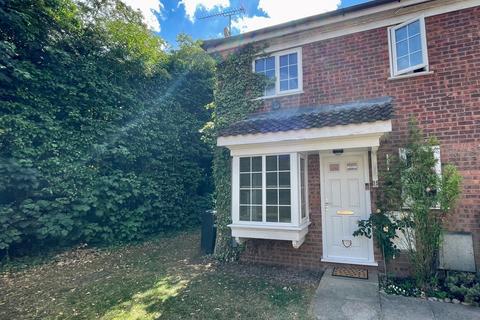 Milverton Green, Luton