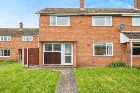 3 bedroom end of terrace house for sale, Painswick Close, Worcester