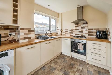 3 bedroom end of terrace house for sale, Painswick Close, Worcester
