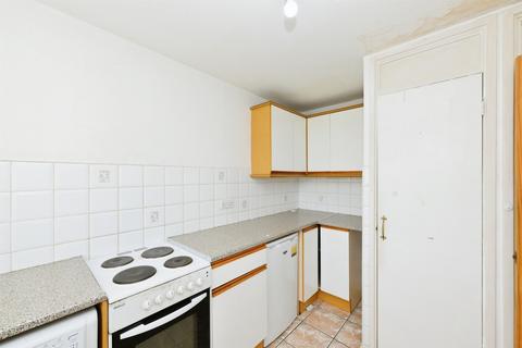 2 bedroom maisonette for sale, Macers Court, Broxbourne