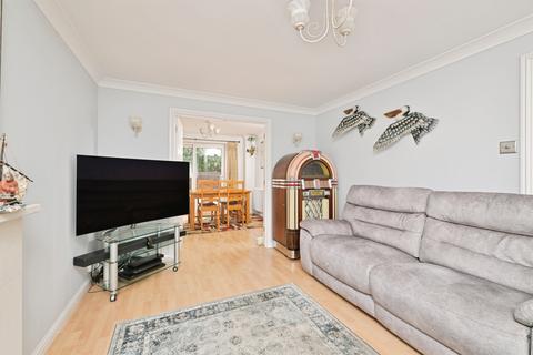 4 bedroom detached house for sale, Lidgate Close, Peterborough