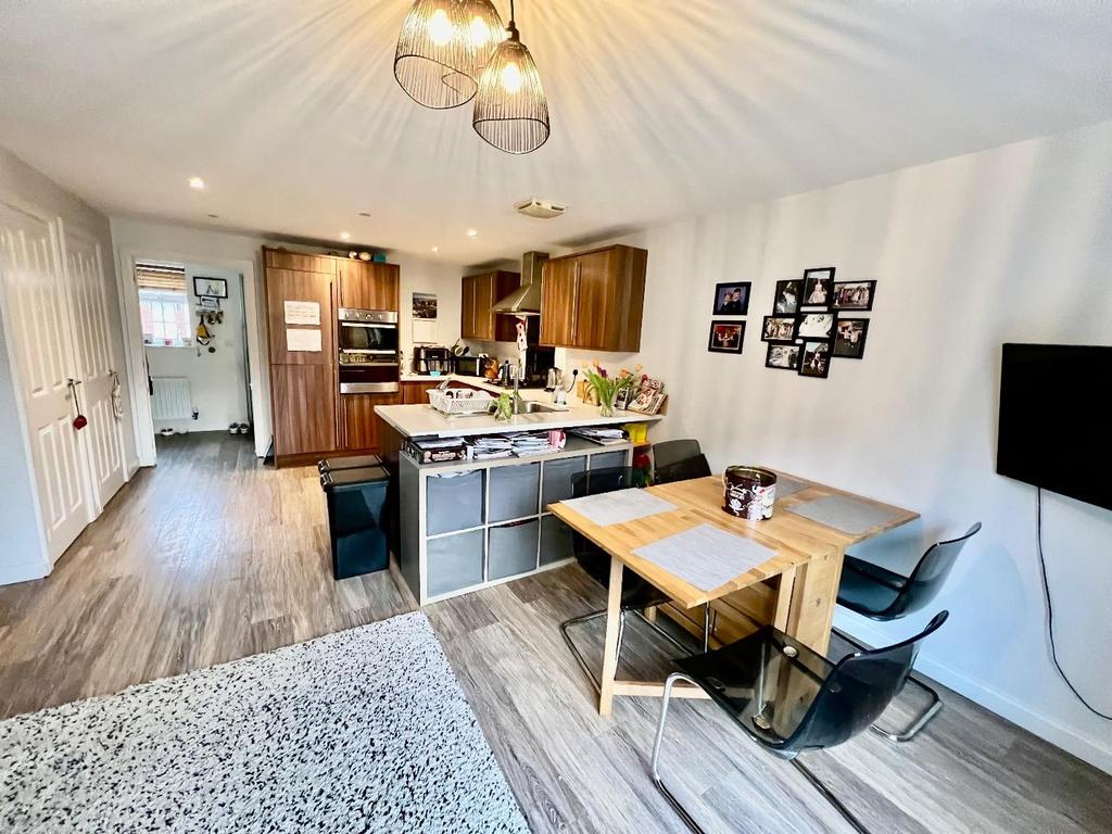 Kitchen/Family Room