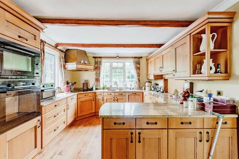 5 bedroom detached house for sale, Snow Hill, Copthorne, Crawley