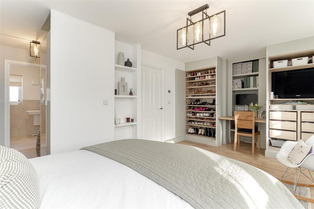 Master Bedroom - A.jpg