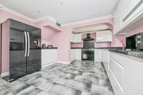 undefined, Lanercost Way, Ipswich