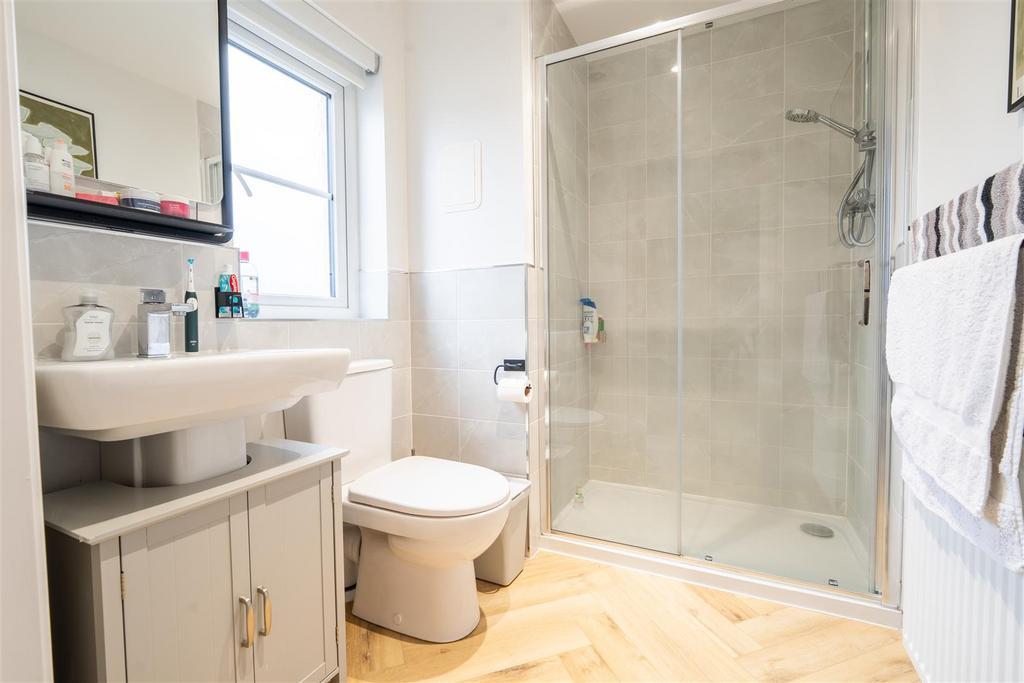 Ensuite