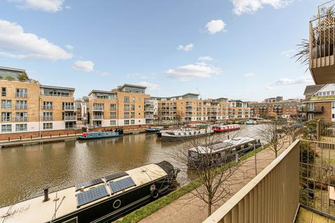 3 bedroom apartment for sale, Halyards Court, Brentford Lock West, Brentford