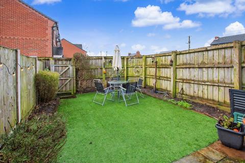 3 bedroom semi-detached house for sale, Apple Drive, Shavington