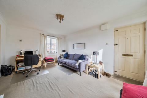 Ground floor flat for sale, Teazlewood Park, Leatherhead
