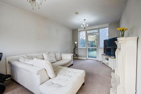 undefined, Brooklands Lane, Leeds