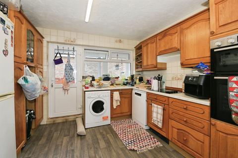 undefined, Ellwood Avenue, Peterborough