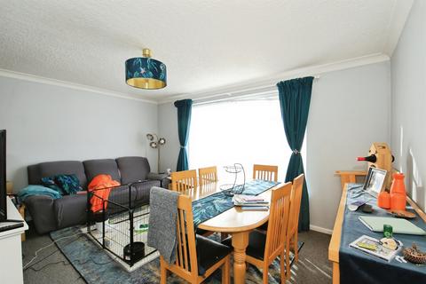undefined, Ellwood Avenue, Peterborough