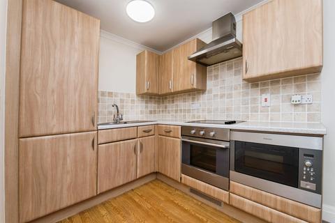 1 bedroom apartment for sale, Canal Hill, Tiverton