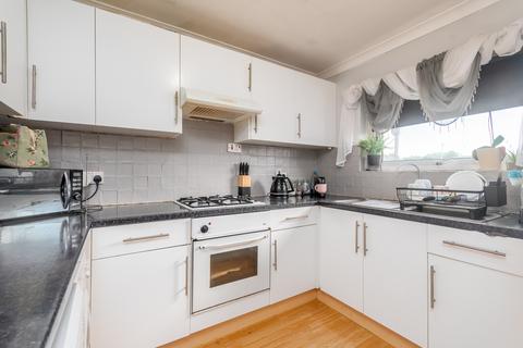 2 bedroom flat for sale, Anderson Gardens, Tipton